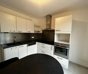 Location Appartement 2 pièces 45m² LA MOTTE SERVOLEX 73290 - Photo 2