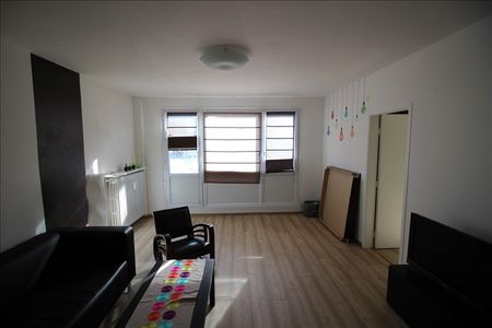 Location Appartement 2 pièces 46m² - Photo 2