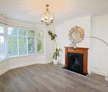 3 bedroom House To Let Total Size: 1217 SQ FT - Photo 1