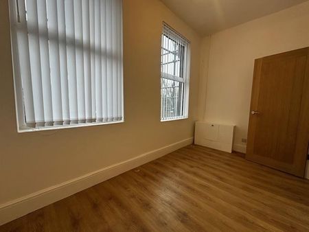 Walton Breck Road, Liverpool - Photo 3