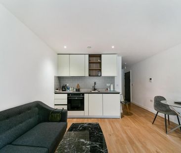 Studio to rent - Photo 4