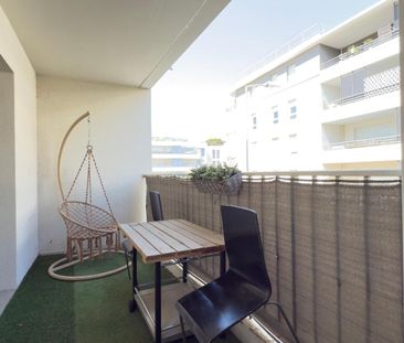 Location Appartement 3 pièces 59m² MARSEILLE 9ème - Photo 3