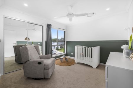 Coastal-Inspired Luxury Family Home - Photo 4