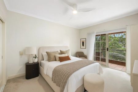 Comfort & Convenience with a dash of Character - Photo 3