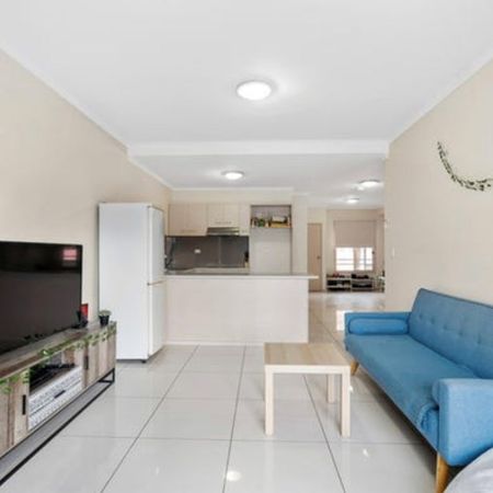 3-bedroom shared unit / apartment, Angas St - Photo 3