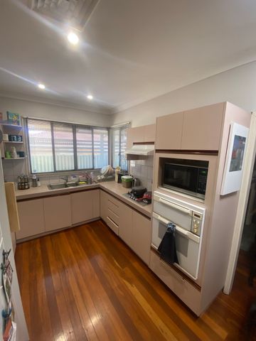 Cloverdale - Photo 4