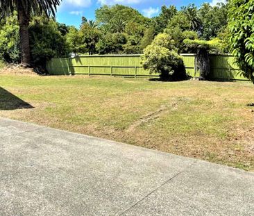 3 bedroom with 1 bathroom - Photo 2