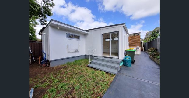 Partly Furnished 1br with Aircon Granny Flat - Photo 1