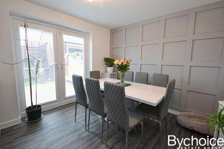 4 bedroom detached house to rent - Photo 4