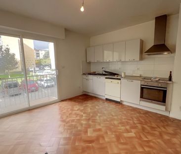 Location Appartement 3 pièces 74m² AIX EN PROVENCE 90ème - Photo 3