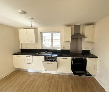 2 bedroom flat to rent - Photo 4