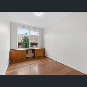 32 Jacka Street, Balwyn North, Vic 3104(6-month only) - Photo 2