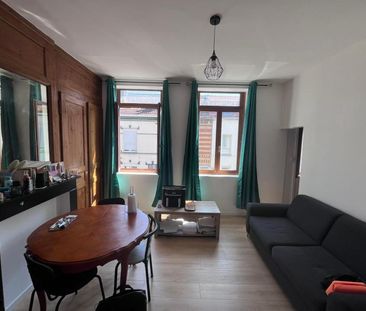 Appartement à Louer à LILLE 690 € - Photo 2