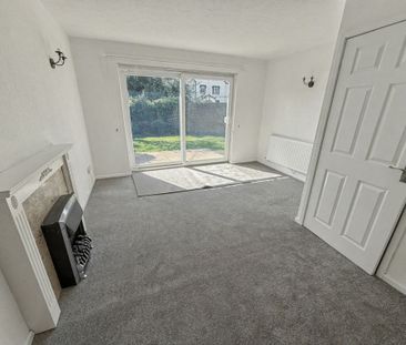 Knowsley Drive, Bicton Heath, Shrewsbury, SY3 5DH - Photo 1