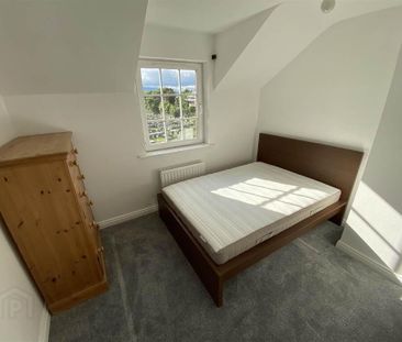 3 Priory Park, Off Bangor Road, Holywood, BT18 0LG - Photo 3