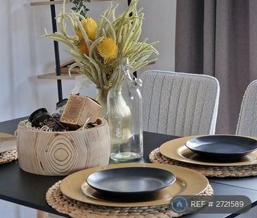 3 bedroom semi-detached house to rent - Photo 6