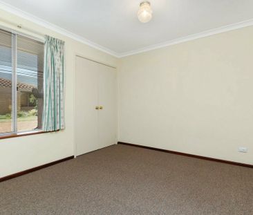 LIGHT AND BRIGHT 2 BED VILLA ! - Photo 4