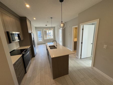 111 Wolf Creek Drive Southeast, Calgary - Photo 2