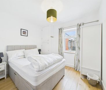 3 bedroom semi-detached bungalow to rent - Photo 1