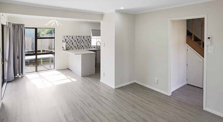 Mission Bay - 3 bedroom Duplex - Photo 5