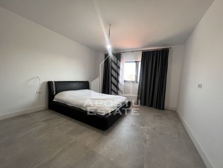 Duplex cu 5 camere, Ghiroda - Fotografie 2