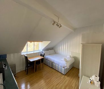 Room in a Shared House, Holland Road, W14 - Photo 2