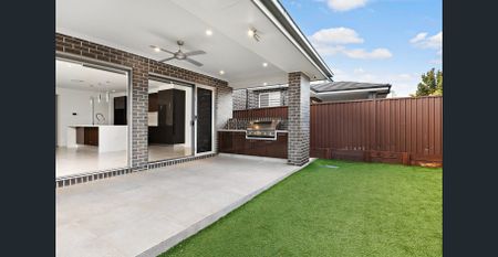 Luxury Family Home - Photo 5