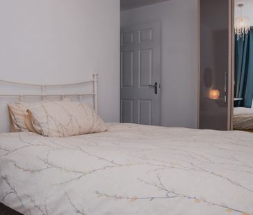 2 Bed Flat, The Edg, B15 - Photo 6