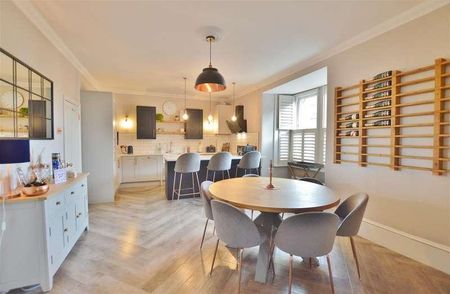 Maidenhead Road, Windsor, SL4 - Photo 5