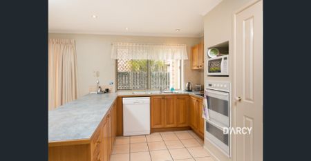 Well Positioned Family Friendly Home - Photo 5