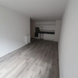 Location appartement 3 pièces - 62.83m² à Lille (59000) - Photo 2