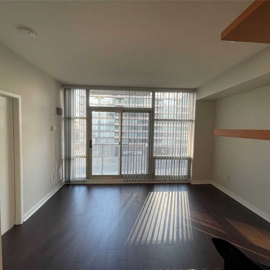 For Lease - 9 Spadina Avenue Unit# 306, Toronto, Ontario - Photo 1