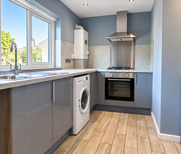 3 bedroom flat to rent - Photo 1