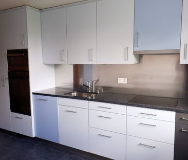 Grosszügige 5.5-Zimmer Wohnung in Schwarzenburg - Foto 3