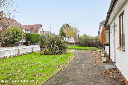 3 bedroom detached bungalow to rent - Photo 3