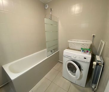 Location Appartement 2 pièces 53m² - Photo 5
