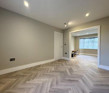 3 bedroom semi-detached house to rent - Photo 1