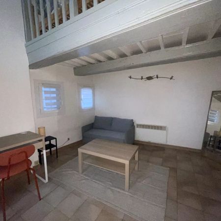 A LOUER - AIX EN PROVENCE - 1/2 PIECES COURS SEXTIUS - Photo 3