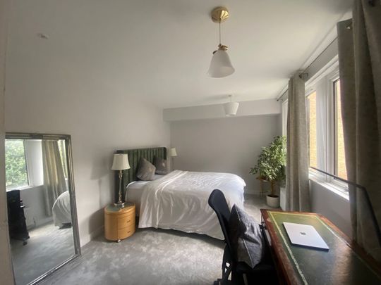 2 Bed Flat, Elm Lodge, SW6 - Photo 1