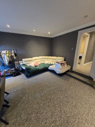 2 Bed Flat, Sunningfields Road, NW4 - Photo 1