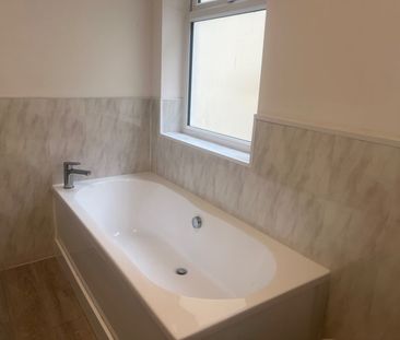 Room in a Shared House, Lower Market Street, BN3 - Photo 4