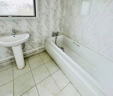 Tothill Street, EBBW VALE - Photo 3