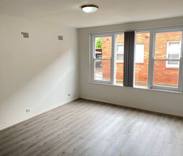 HYBRID FLOORING! - Photo 6