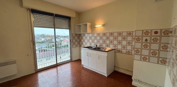 Location Appartement 3 pièces 74m² TRELISSAC 24750 - Photo 2