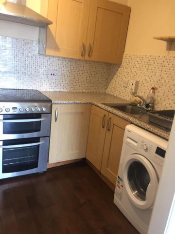 2 bedroom House To Let Total Size: 603 SQ FT - Photo 5