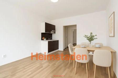 Pronájem bytu 1+kk 22 m - Fotografie 3