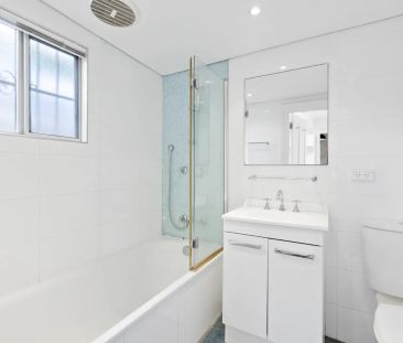 Charming village terrace perfectly located. - Photo 5