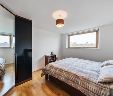 Coldharbour Lane, London, SE5 - Photo 3