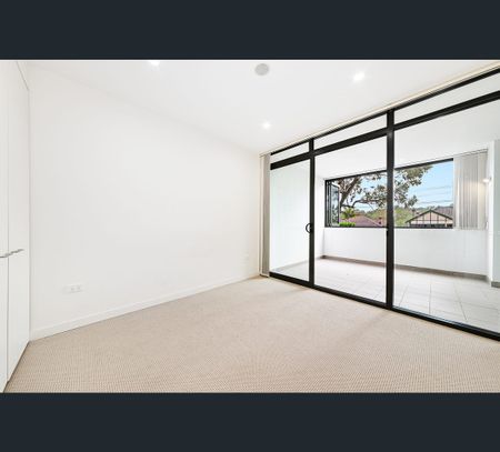 202/8 Waterview Drive, Lane Cove, NSW 2066 - Photo 3