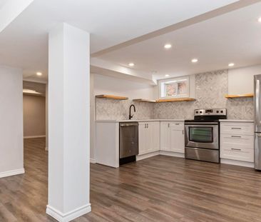 For Lease - 36 Bond Street, London South, Ontario - Photo 2